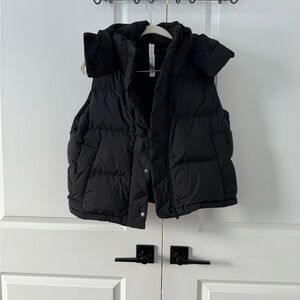 Wunder Puff Cropped Vest